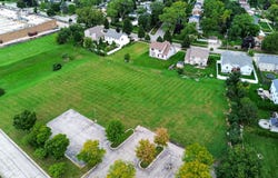 275 E Roosevelt Road, West Chicago, IL 60185