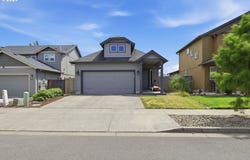 1902 ADELMAN Loop, Eugene, OR 97402
