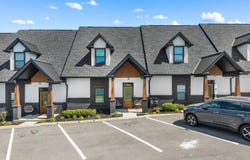 422 Fleeta Williams Way, Pigeon Forge, TN 37862