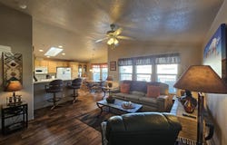 650 N Hawes Road, Mesa, AZ 85207