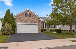 COLUMBUS, NJ 08022