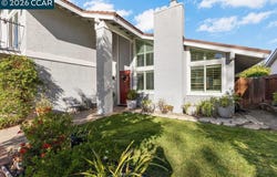 4495 Oakbrook Ct, Concord, CA 94521