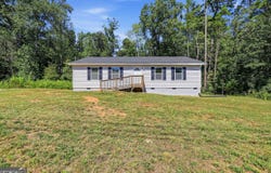 2421 E Silver Shoals Road, Toccoa, GA 30577