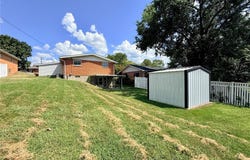 425 Cherry Drive, Ste Genevieve, MO 63670