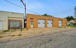 1021 S Main St, McPherson, KS 67460