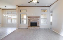 1923 W Flintlock Way, Mustang, OK 73064