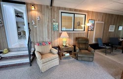 27 Castle Dr, Nokomis, FL 34275