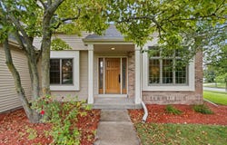2 Cranbrook Circle, Madison, WI 53719