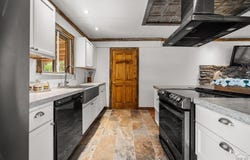11 MacNaughton Rd, Pueblo, CO 81001