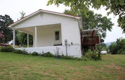402 Canaan Road, Marshall, AR 72650