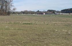 Nc 33 Highway E, Chocowinity, NC 27817