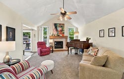 2405 Woodhaven Lane SW, Lee's Summit, MO 64082