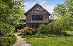 84 Barbers Pond Road, South Kingstown, RI 02892