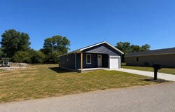 515 College Avenue, Mitchell, IN 47446