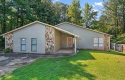 8340 Beechwood Trace, Riverdale, GA 30274