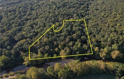 Ritchie Lane, Edwards, MO 65326