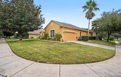 316 HARTS OAK Place, SEFFNER, FL 33584
