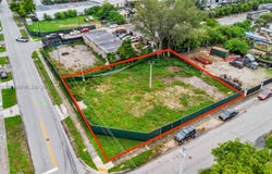 2113 SW 58th Ave, West Park, FL 33023
