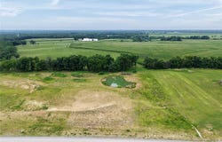 7 Lone Cedar, New London, MO 63459