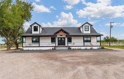 135 Owassa Road, Alamo, TX 78516