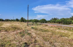 2179 E Highway 237, Round Top, TX 78954