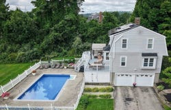 118 Mendon Rd, Sutton, MA 01590