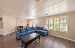 840 E Foothill Boulevard, Azusa, CA 91702