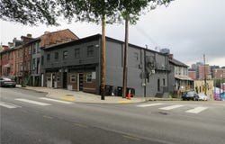 437-439 E Carson St, South Side, PA 15203