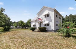 14337 State Road, Nunica, MI 49448