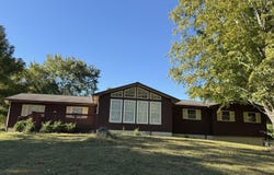 2624 Hinds Creek Rd, Heiskell, TN 37754