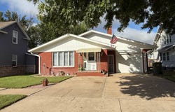 109 N Way, Sutton, NE 68979