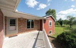 7557 30th Avenue, Norwalk, IA 50211