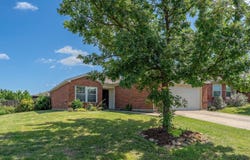 1219 Eagles Nest Trail, Krum, TX 76249