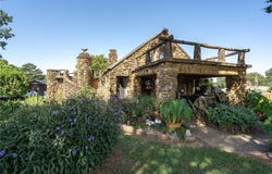 18 Spruce ST, Paris, AR 72855