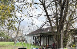 1000 E 2nd, Nixon, TX 78140