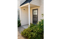 381 NE VILLAGE SQUIRE Ave, Gresham, OR 97030