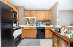 55 Putter Drive, Wallingford, CT 06492