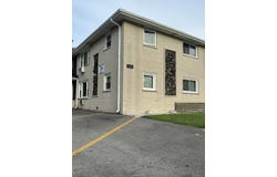 7645 S Roberts Road, Bridgeview, IL 60455