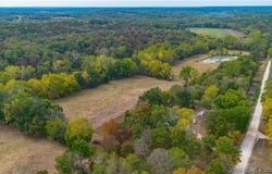 40 Barton School Road, Brumley, MO 65017