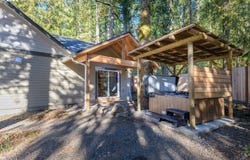 26919 E CHINOOK Ln, Rhododendron, OR 97049