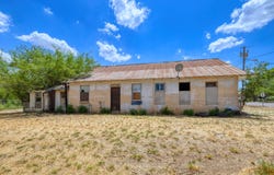 601 N 5TH ST, Carrizo Springs, TX 78834