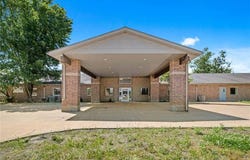 185 Rebecca St, Gentry, AR 72734