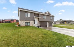 1321 Olivia Drive, Eagle, NE 68347