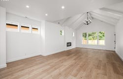 25323 E BROADWAY Ave, Veneta, OR 97487