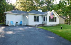 552 W Chipmunk Road, Bushkill, PA 18324