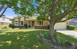 8150 S 58th St, Franklin, WI 53132