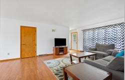 628 2nd Ave W, Cresco, IA 52136