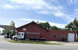 103 & 105 Hwy 63 S, Vienna, MO 65582