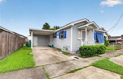1023 DOLHONDE Street, Gretna, LA 70053