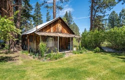 19031 Old State Highway, Macdoel, CA 96058